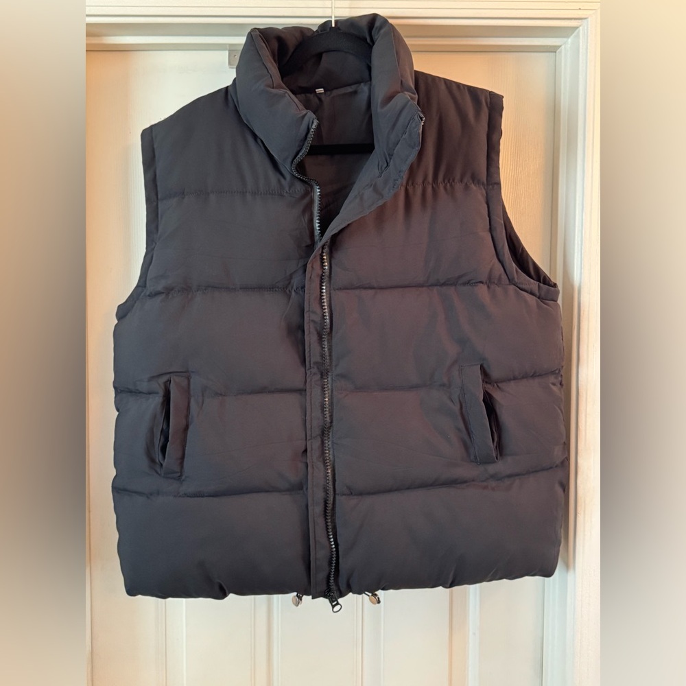 NWOT Women’s Zip Up Puffer Vest Stand Collar Sleeveless Padded Jacket